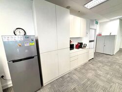 United Square (D11), Office #556270401